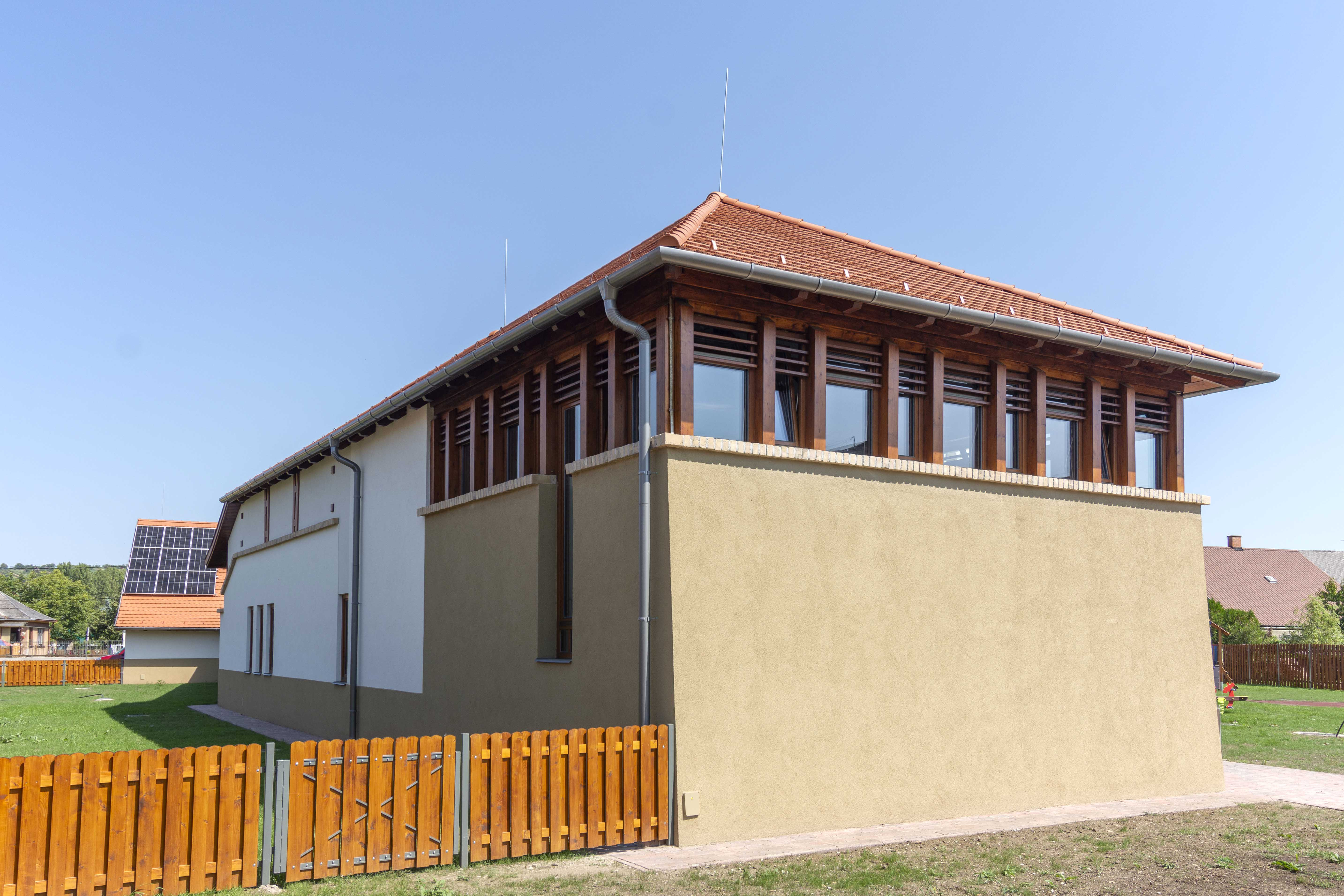 Tornaszoba