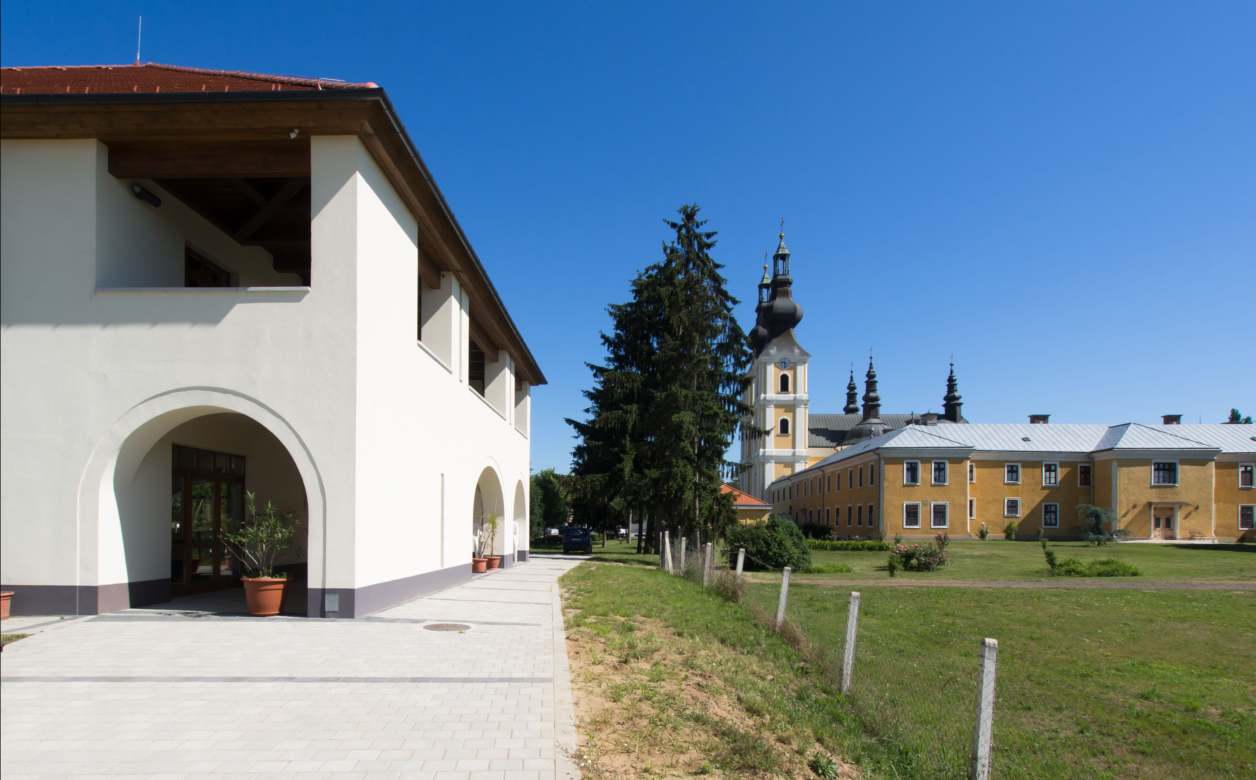 Udvar Felőli Nézet